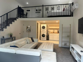 Cozy gorgeous 1 Bd Loft Close to Nature